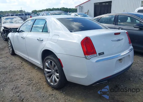 2019 Chrysler 300 Limited z USA, uszkodzony, nr VIN 2C3CCAEG6KH585587